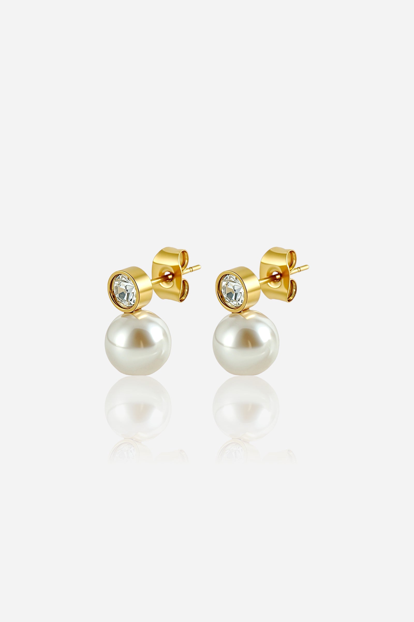 Elegant pearl drop earrings featuring a lustrous imitation pearl suspended from a crystal rhinestone stud, crafted from stainless steel with a PVD 18K gold plated finish – GLISTIA.