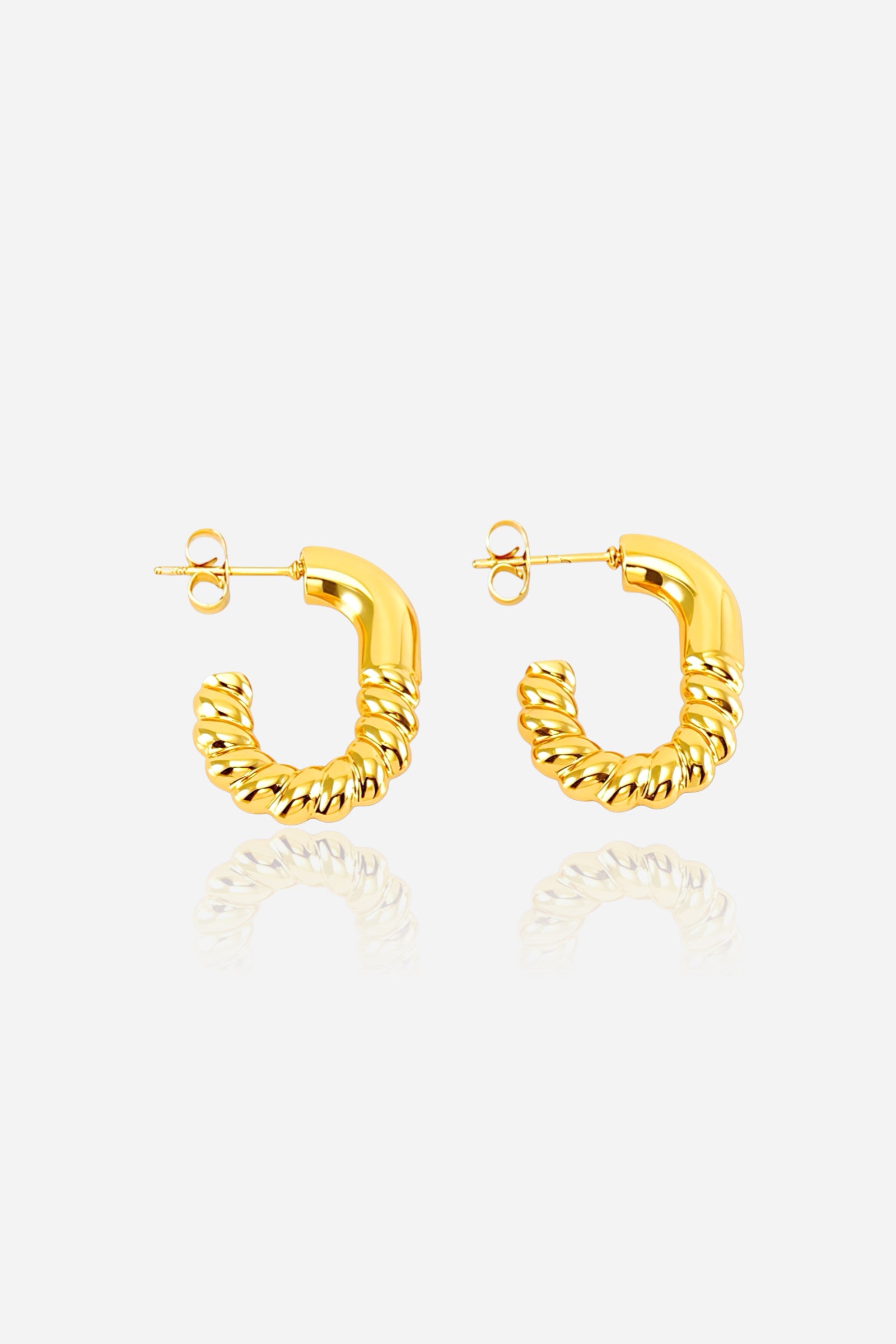 Front view of twisted half hoop earrings in 18K PVD gold plated stainless steel featuring polished rope-style detailing – GLISTIA jewellery