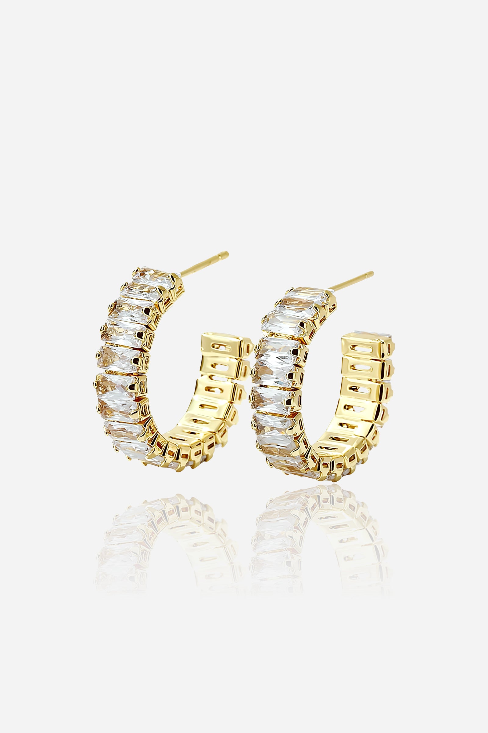 Front view of Zirconia C-Hoop Earrings in 18K PVD gold plated stainless steel – GLISTIA