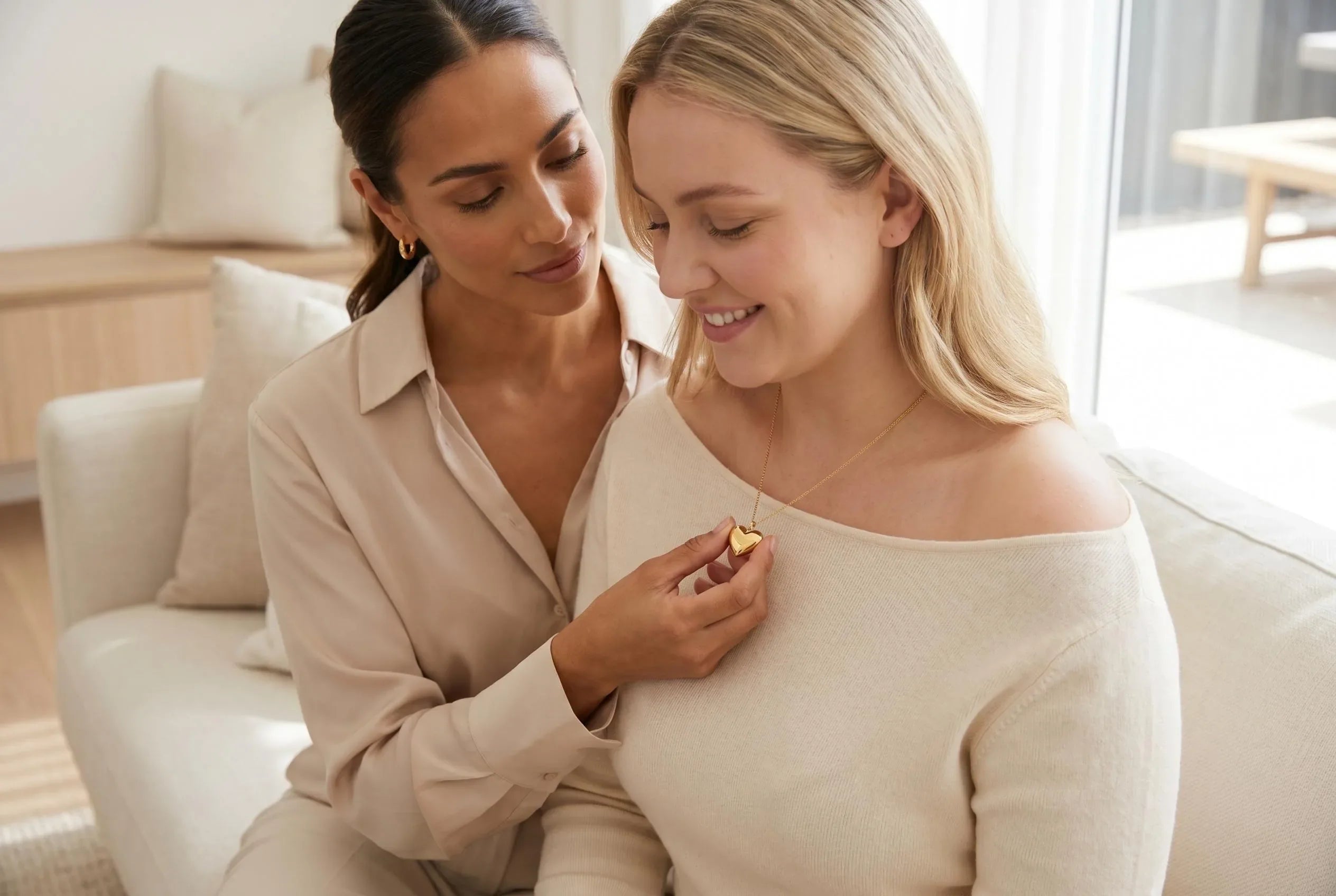Heart Necklaces Australia: Style and Symbolism Guide Glistia