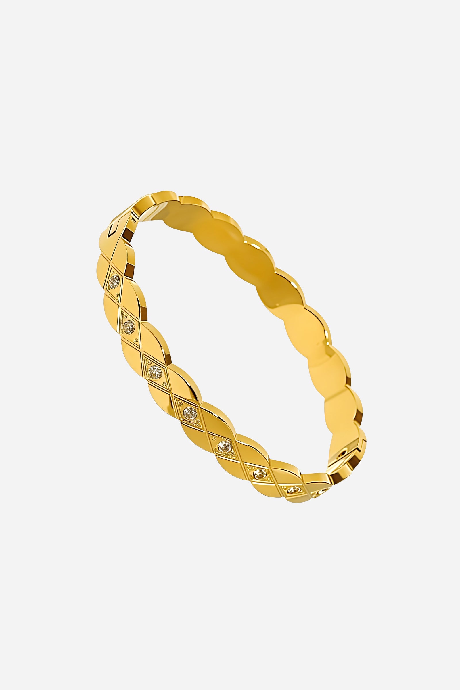Close-up of braided crystal detailing and fine gold craftsmanship with inset zirconia stones, PVD 18K gold-plated stainless steel bangle – GLISTIA