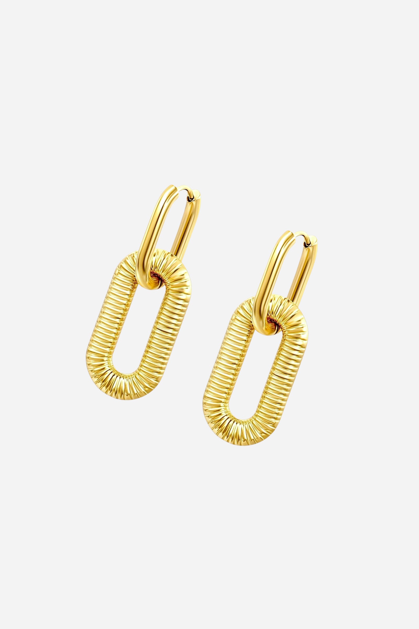 Angled view of Chunky Gold Link Drop Earrings made from PVD 18K gold-plated stainless steel, showcasing ribbed oval links and a polished finish – GLISTIA