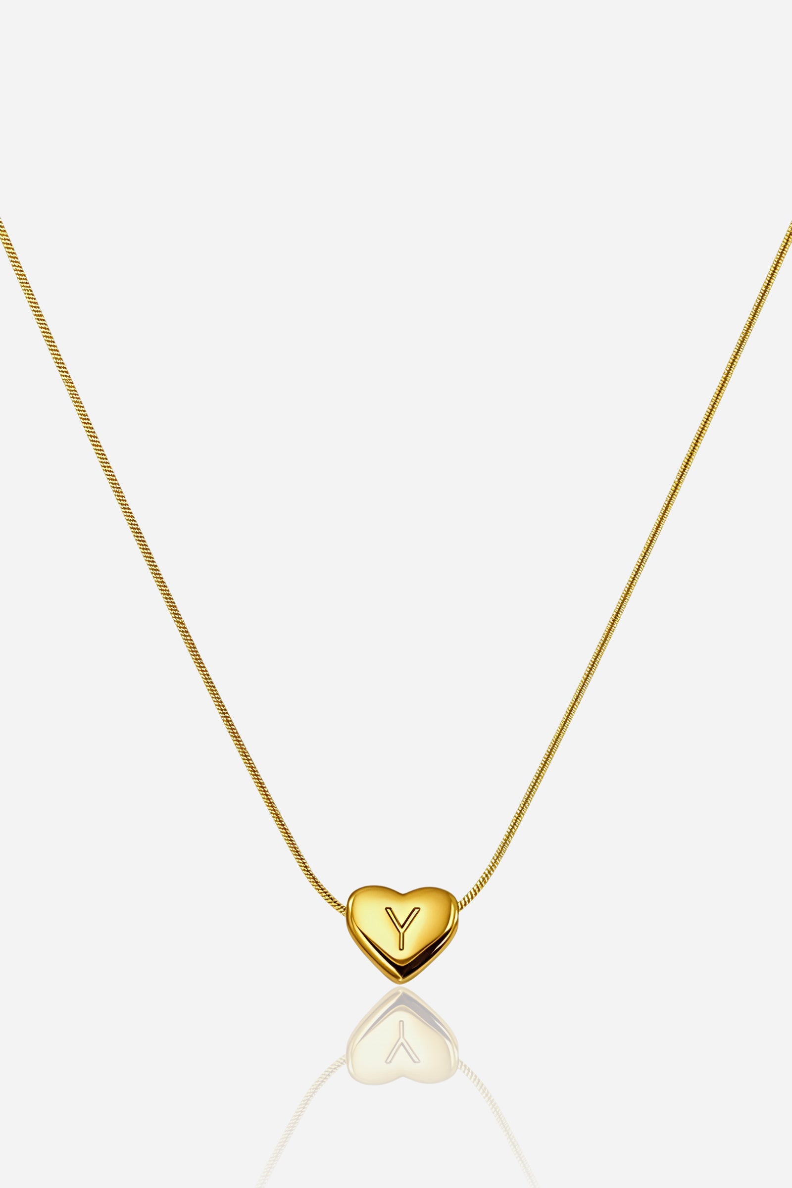 Gold-plated heart initial ‘Y’ necklace with engraved pendant on a snake chain, PVD 18K gold plated stainless steel – GLISTIA