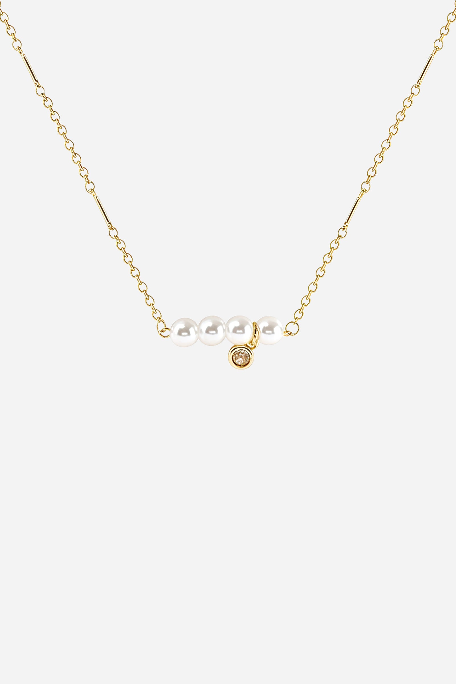 Close-up of Golden Pearl Bar Necklace with lustrous pearls and 18K PVD gold-plated stainless steel chain – GLISTIA