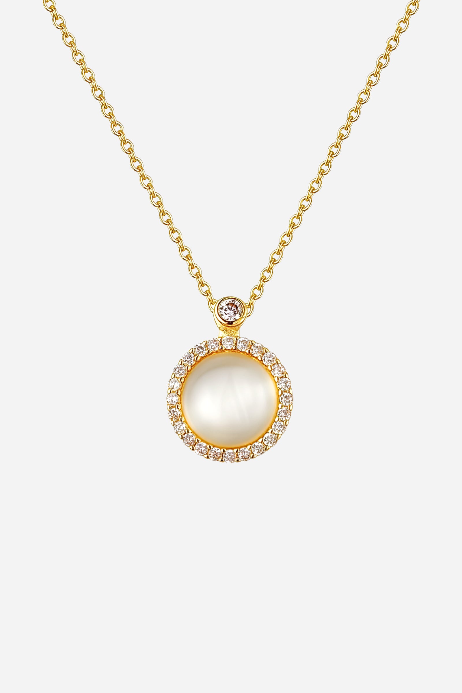 Luna Halo Pendant Necklace in PVD 18K gold plated stainless steel – front view
