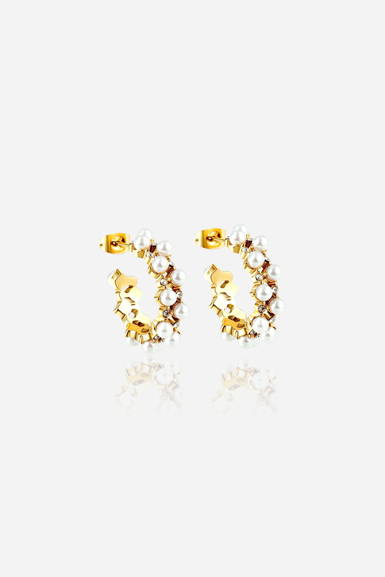 Pearl and crystal hoop earrings in PVD 18K gold plated stainless steel with cubic zirconia accents – elegant statement design by GLISTIA