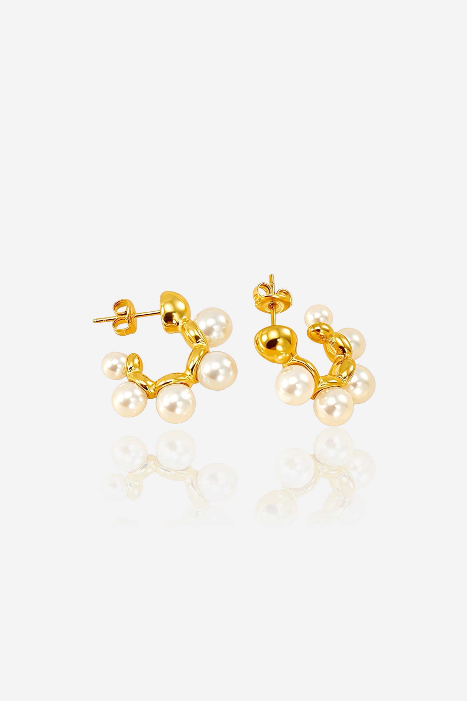 Pearl Cluster Hoop Earrings in 18K PVD gold plated stainless steel