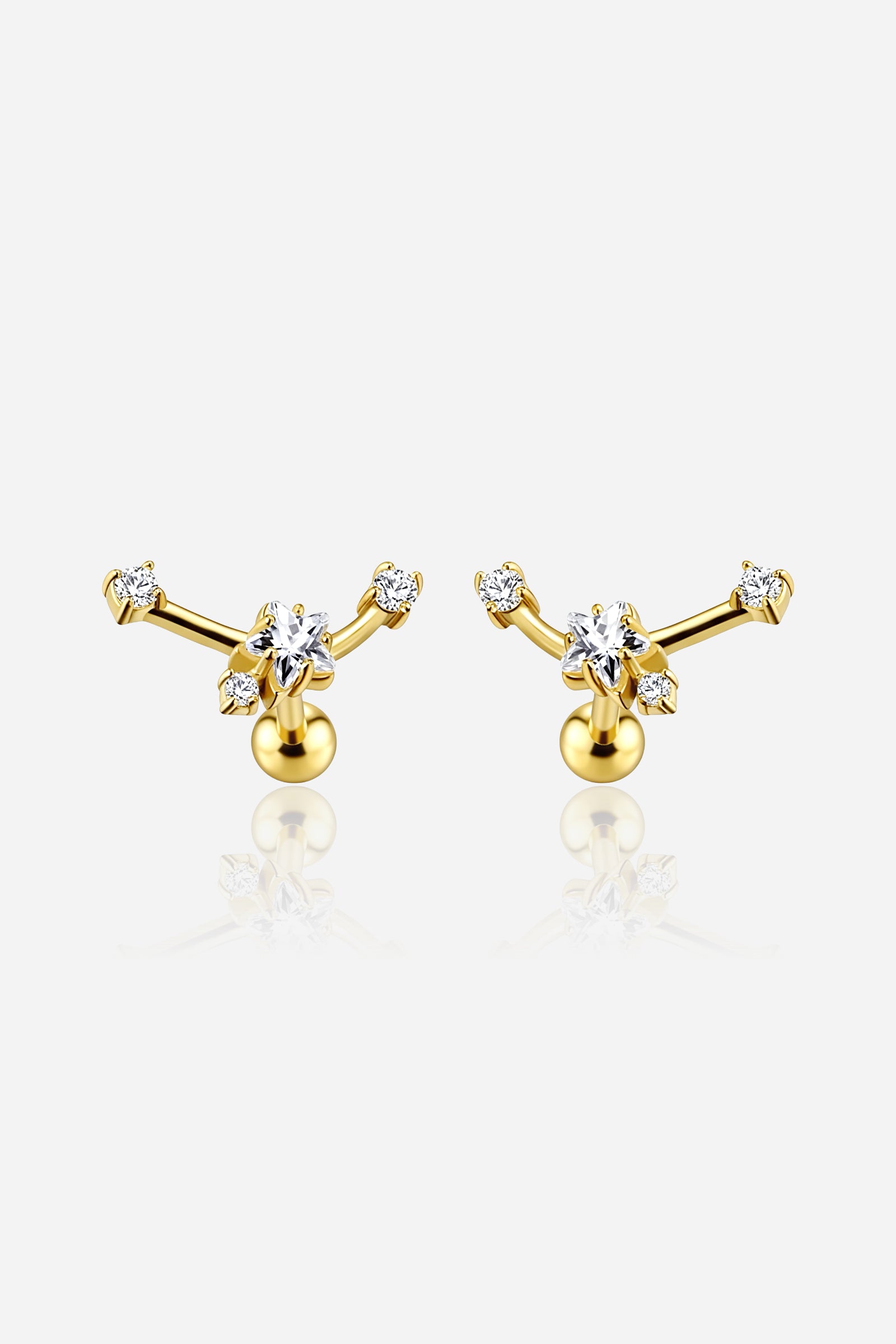 Star Curve Crystal Stud Earring in PVD 18K Gold Plated stainless steel – front view - GLISTIA.