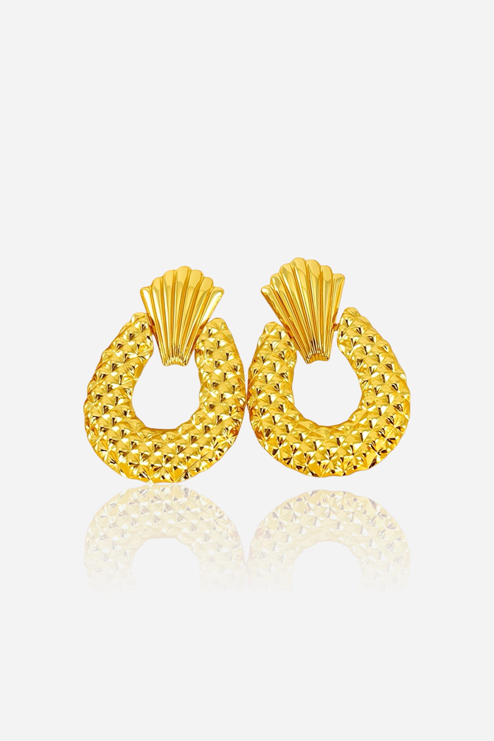 Front view of textured statement drop earrings crafted from stainless steel with a radiant PVD 18K gold plated finish, featuring a shell-inspired top and geometric drop design – GLISTIA.