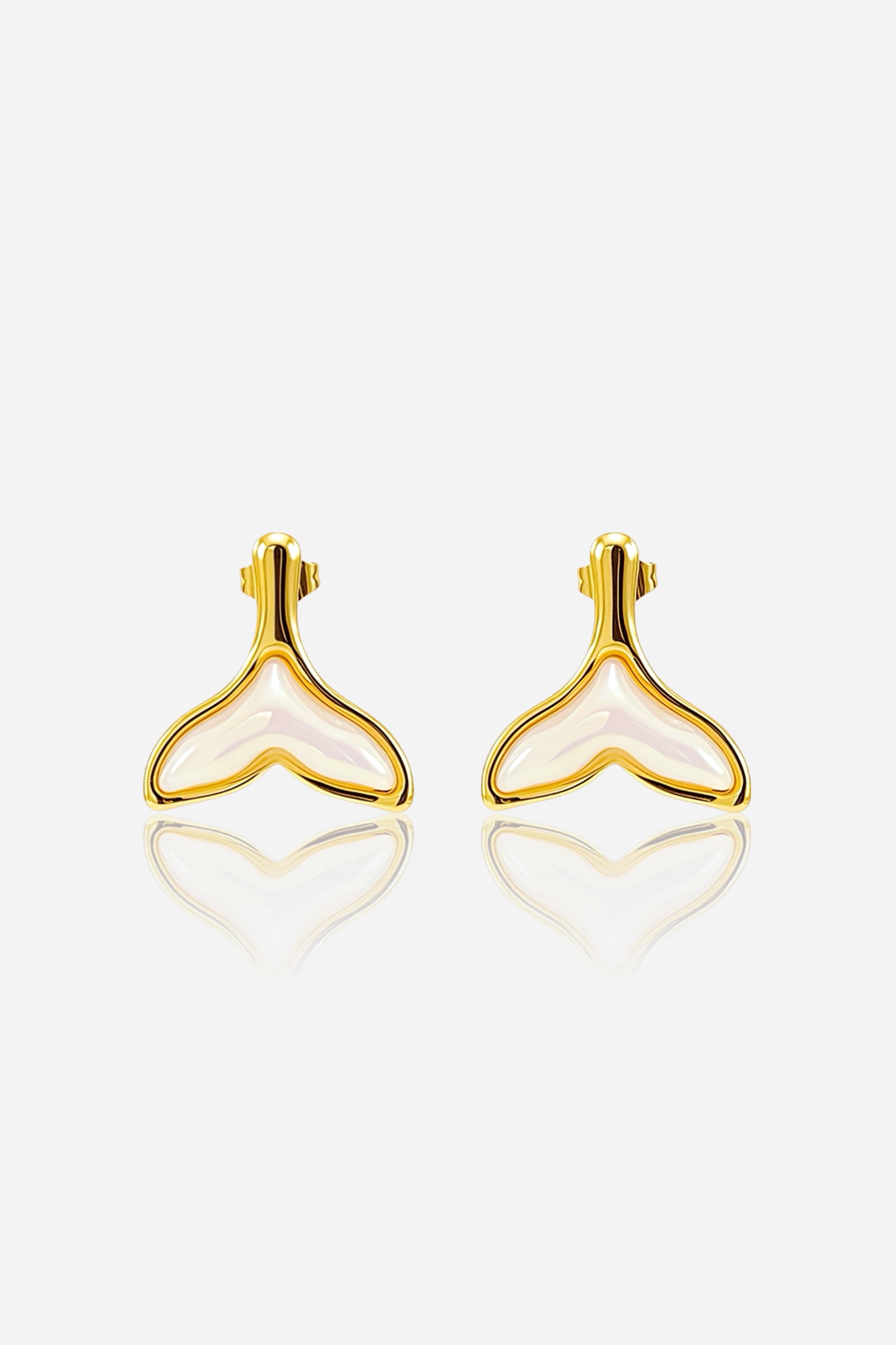 Close-up of Whale Tail Stud Earrings crafted from stainless steel with lustrous PVD 18K gold plating, featuring an iridescent resin inlay in an elegant whale tail design – GLISTIA.